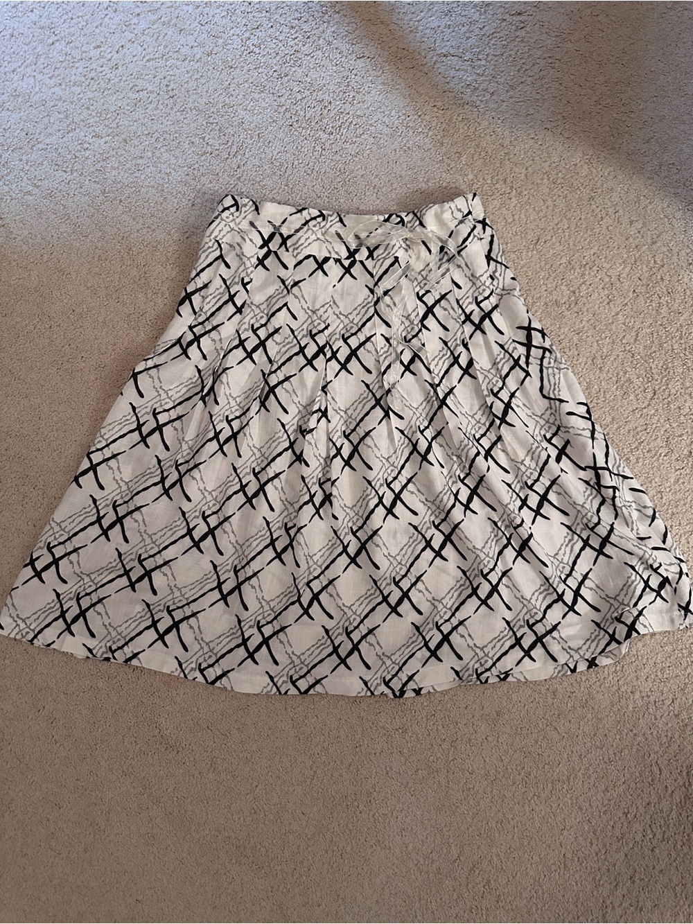 Black & White Graphic A-Line Skirt
